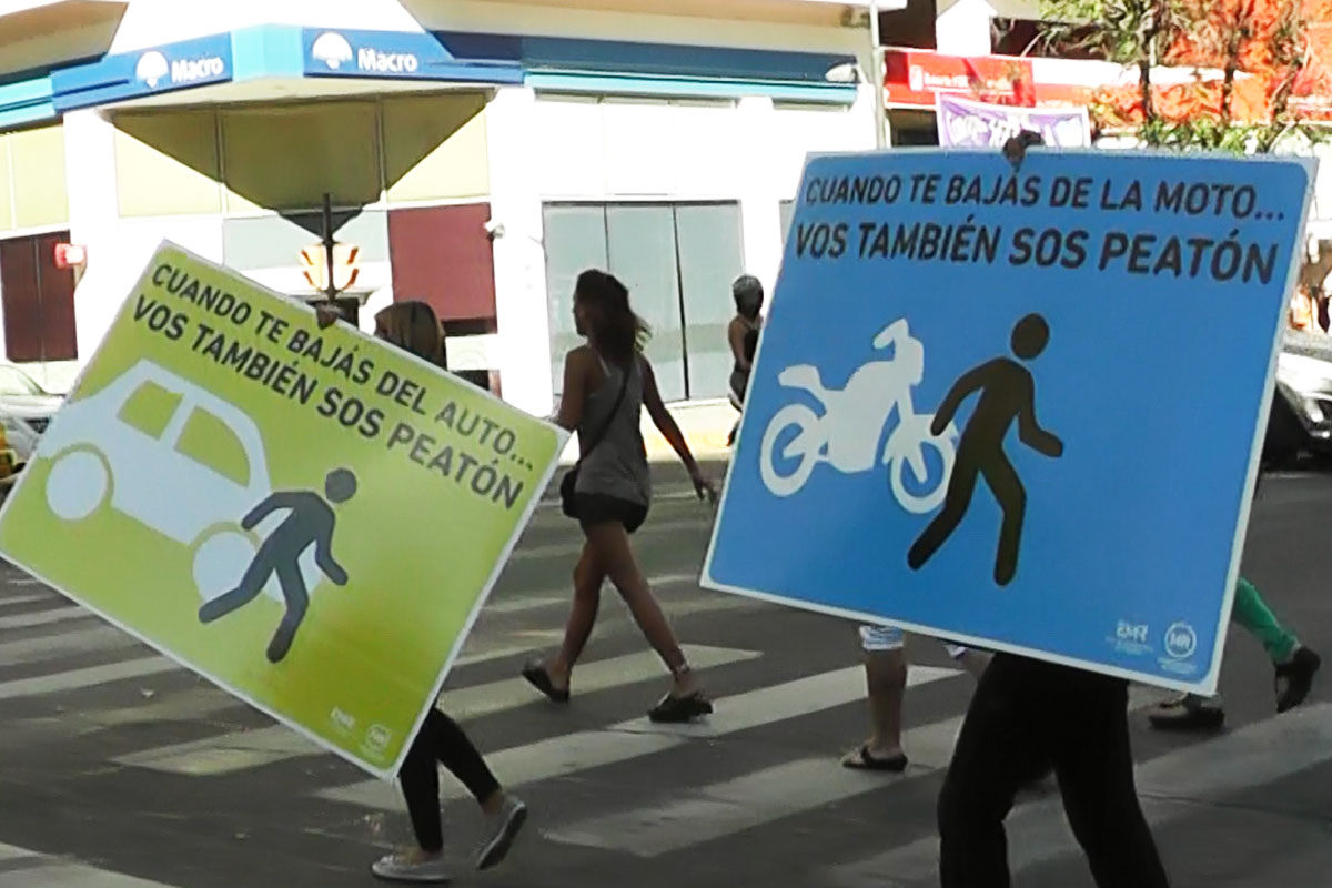 Día del Peatón»: campaña de concientización en Rosario