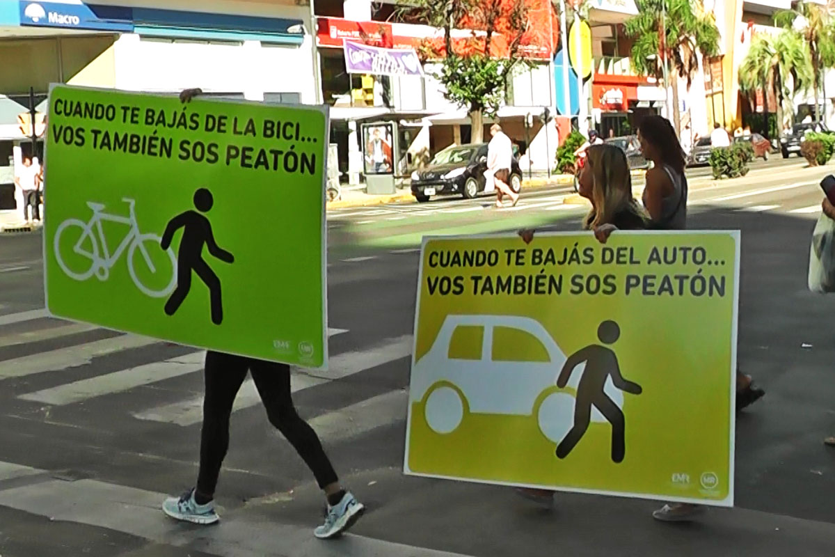 Día del Peatón»: campaña de concientización en Rosario