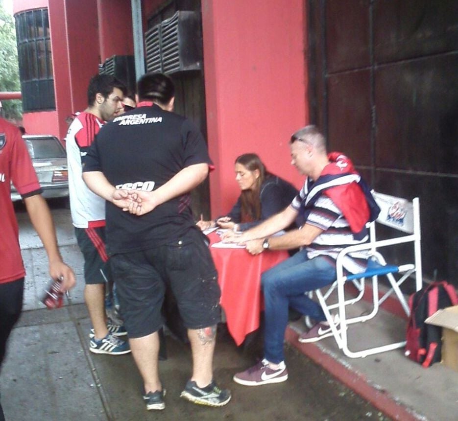 Comienza a sentirse el clima preelectoral en Newell’s