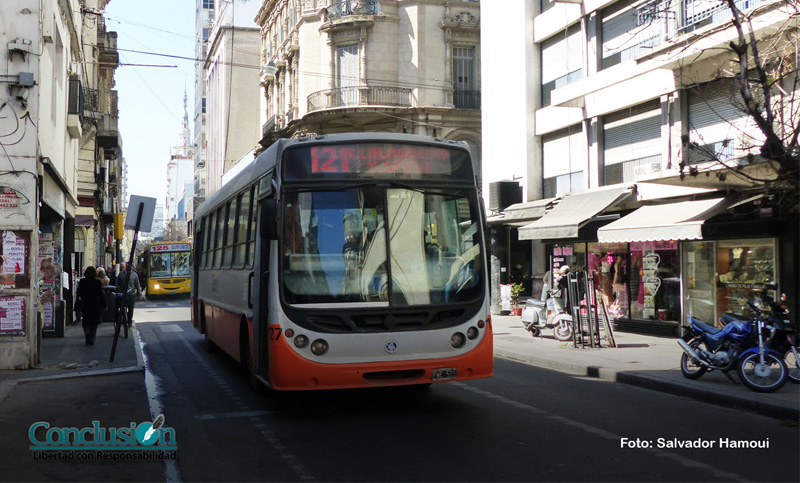 Inseguridad: asaltaron colectivo y lastimaron al chofer