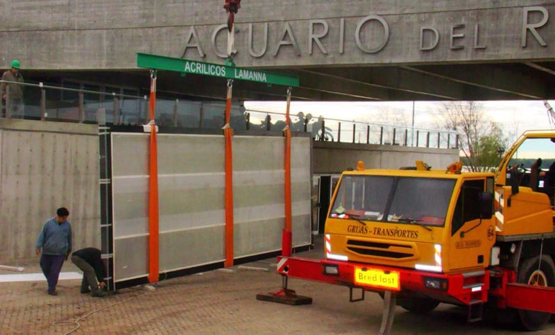 Llega nuevo equipamiento y así avanza el acuario de Rosario