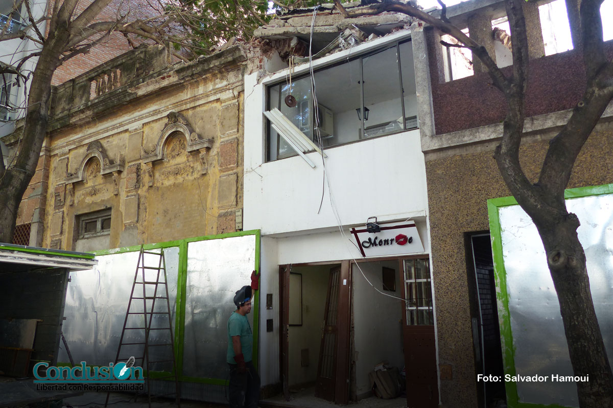 La Municipalidad pide demoler el edificio de Balcarce 23 bis por riesgo de derrumbe