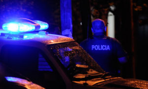 Denunciaron al hermano de un policía y ahora sufren numerosos «falsos allanamientos»