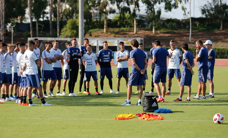 «Me encuentro con grandes jugadores y espero mejorar con ellos»