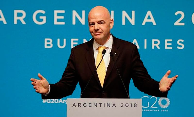 Infantino respaldó la decisión de mudar la final de Copa Libertadores a Madrid