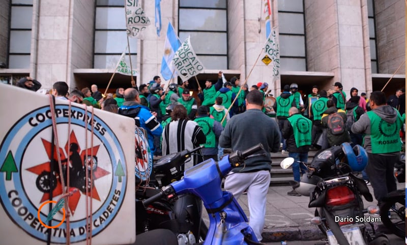 El Sindicato de Cadetes reclamó en la Justicia por irregularidades de Glovo y Rappi