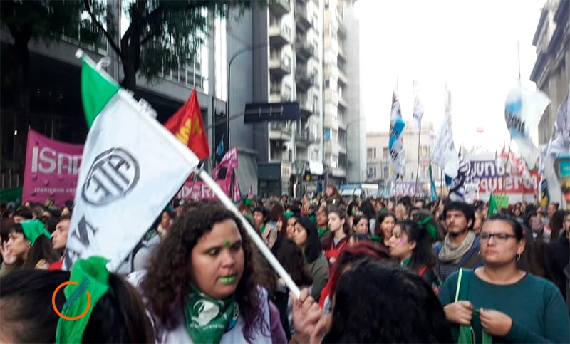 La “marea verde” volvió a poblar la Plaza del Congreso por el aborto legal