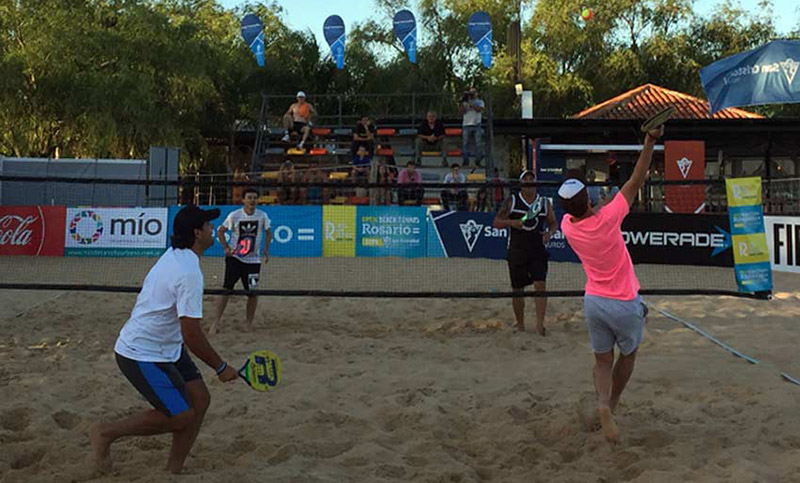 Beach tennis en el balneario La Florida