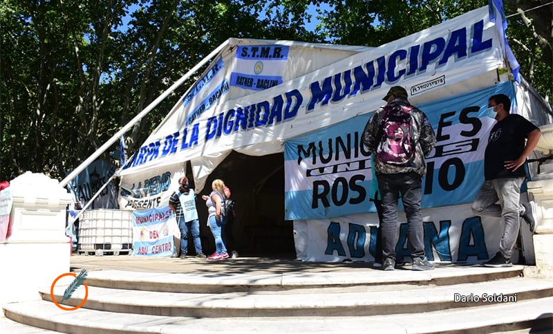 Trabajadores municipales reclaman actualización de sus salarios