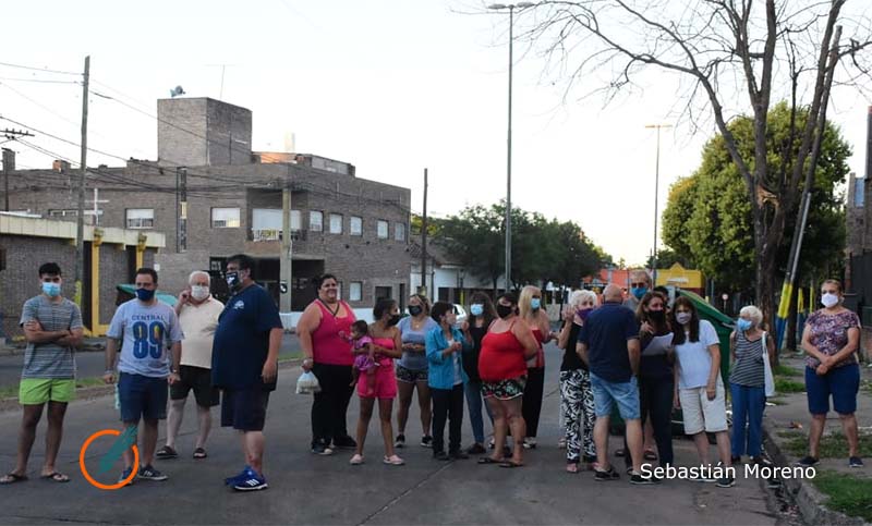 Vecinos de Tablada se manifestaron contra la eliminación de la línea 146