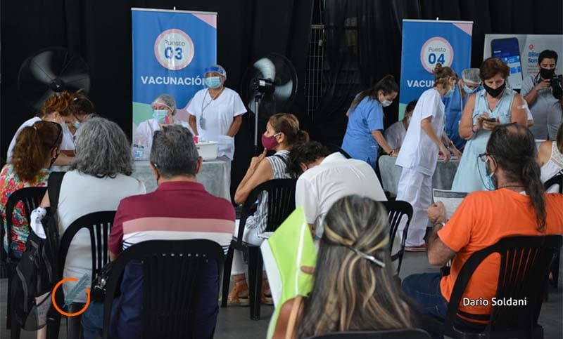 Santa Fe busca acelerar la vacunación docente desde este jueves