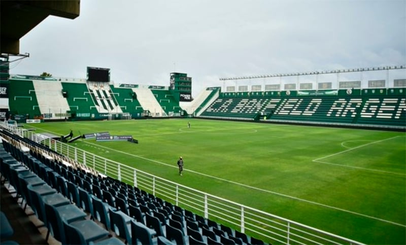 Central y Huachipato jugarán este miércoles en cancha de Banfield