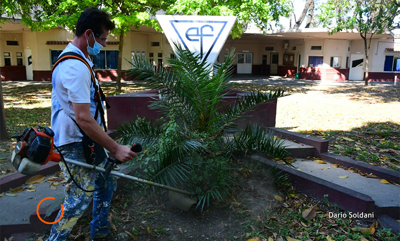 El FAE comenzó diversos trabajos en escuelas públicas de cara al ciclo lectivo 2022