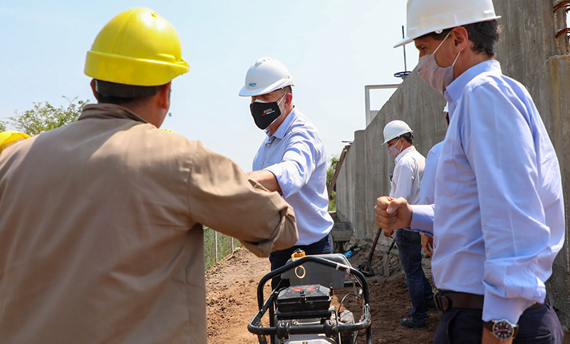 Perotti y Katopodis recorrieron obras hídricas, cloacales y viales en la provincia 