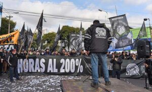 Los trabajadores del neumático paran este jueves por no tener respuestas a sus reclamos paritarios