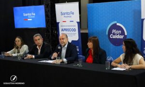 Firman convenio para dotar de recursos a la agencia local de prevención de consumos problemáticos