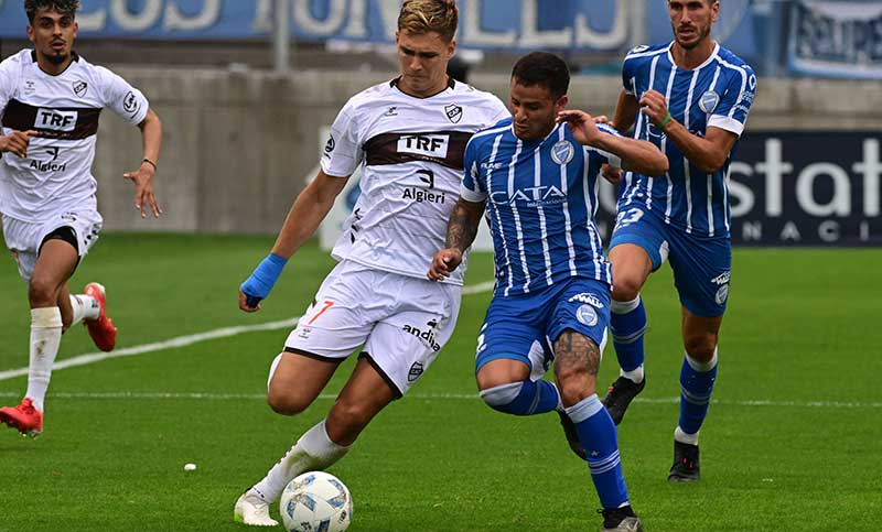 Platense derrotó a Godoy Cruz y sigue de racha