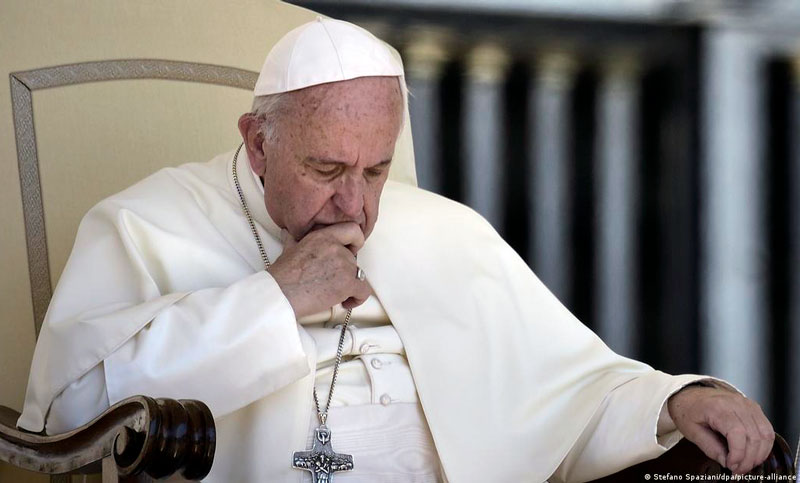 El papa se refirió al colectivo LGBT como una “mariconería” pero después se disculpó