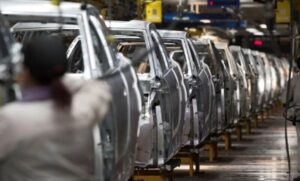 General Motors paralizó su producción en la planta de Alvear por las lluvias de Brasil