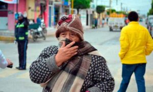 Calor sofocante y heladas inusuales con récords históricos azotan a Bolivia