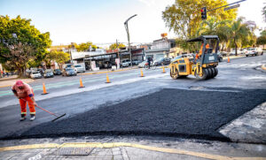 Comenzó el bacheo y mantenimiento vial de Pellegrini entre Avellaneda y Francia