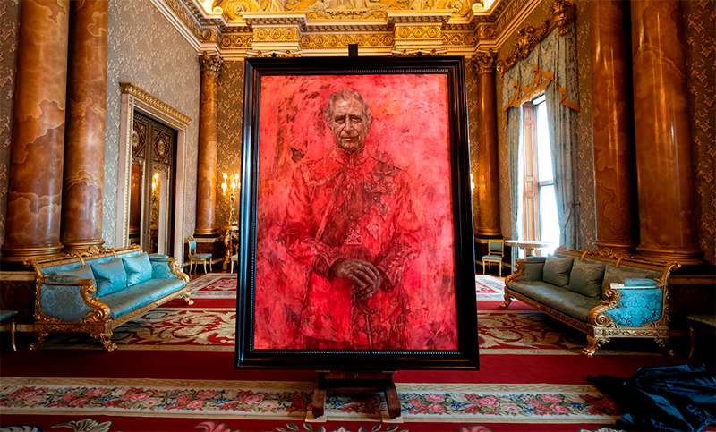 Presentaron el primer retrato del Rey de Inglaterra: en Internet aseguran que parece “salido del infierno”