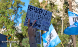 Estudiantes y docentes de la UNR realizarán una marcha de antorchas para pedir más presupuesto