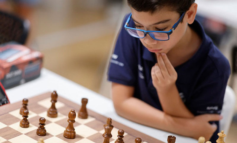Faustino Oro, el argentino que se convirtió en el maestro internacional más joven de ajedrez