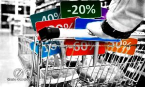 Consumo en la era Milei: 7 de cada 10 argentinos organizan sus compras en función de los descuentos disponibles