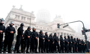 Represión en el Congreso: acusaron a diez detenidos de atentar contra el orden constitucional