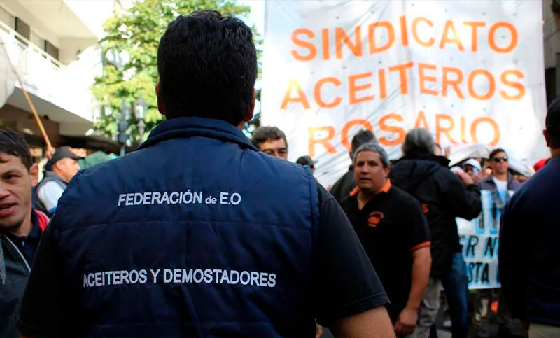 Trabajadores aceiteros rechazaron la oferta salarial: “Las políticas de este gobil erno son negativas”