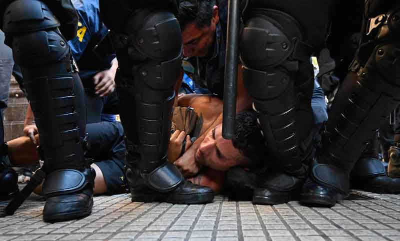 Exigen la liberación inmediata de todos los detenidos por la represión en el Congreso