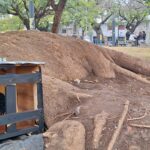 Escalofriante hallazgo en la Plaza de las Américas, frente a la escuela Gurruchaga