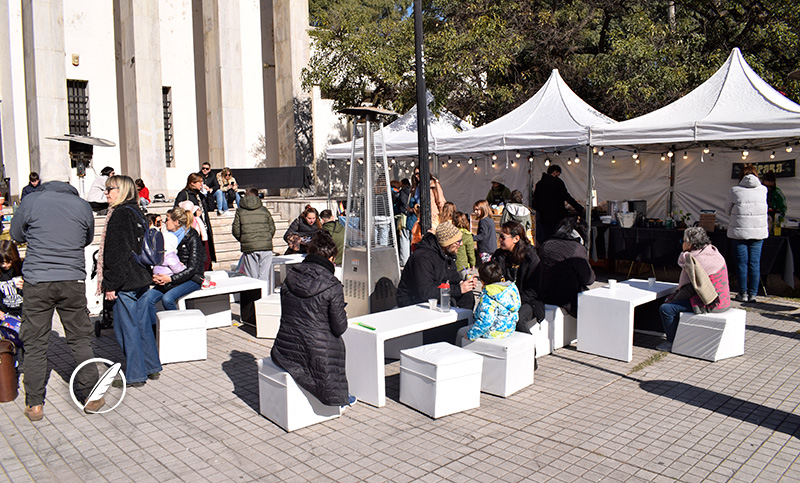 El museo Julio Marc celebró sus 85 años con nuevas exposiciones y fiesta en la explanada