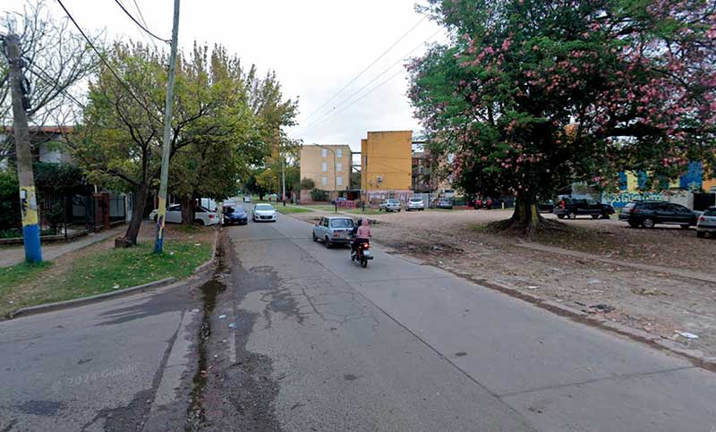 Dos ladrones fueron detenidos tras robar una camioneta