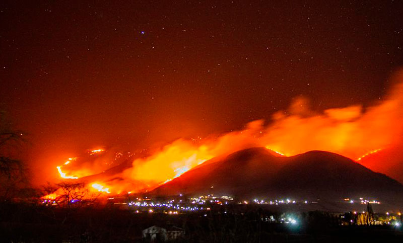 El Gobierno envió asistencia para combatir los incendios forestales en Tucumán, La Rioja y Corrientes