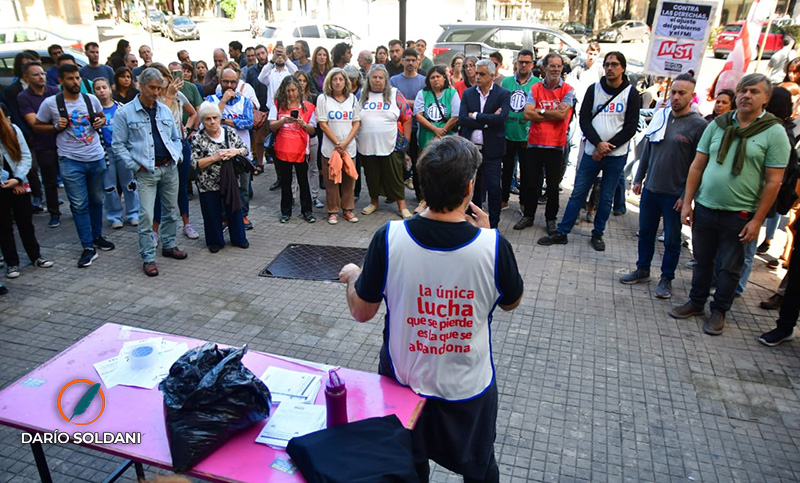 Docentes de la UNR continúan con diversas actividades en el marco del plan de lucha por reclamo salarial