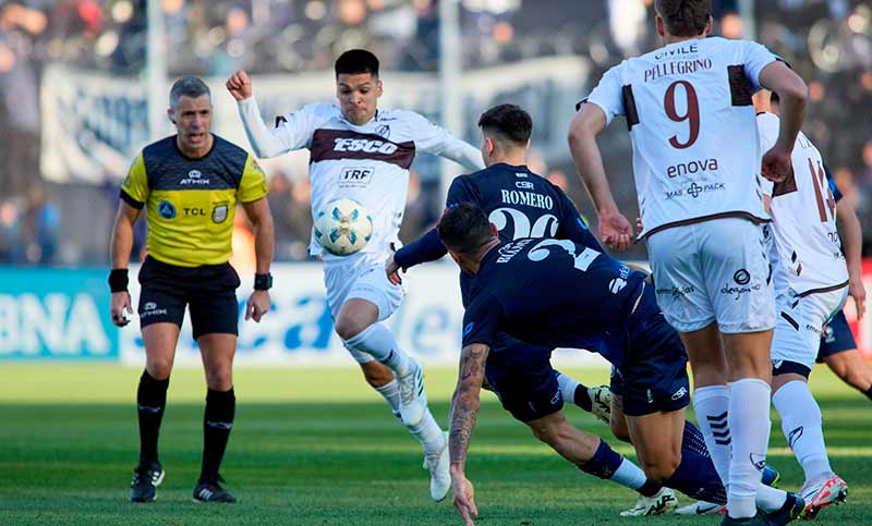 Platense se hizo fuerte en Mendoza y volvió a la victoria