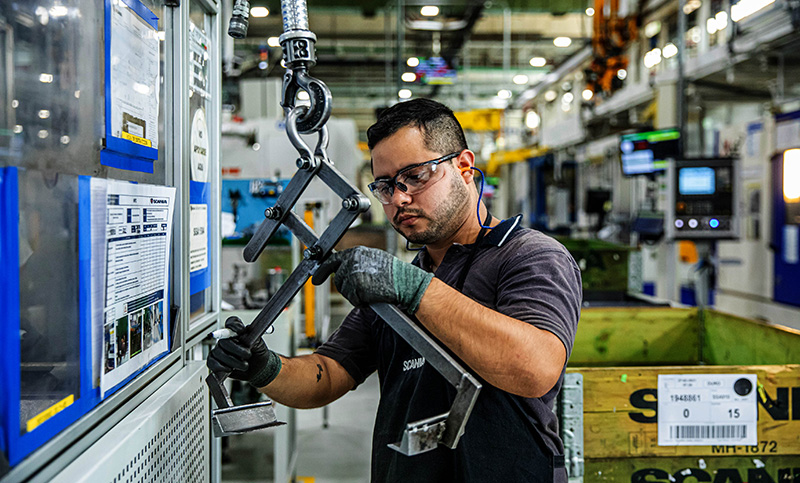 Por la crisis, casi un 31% de las fábricas pyme planea despedir trabajadores