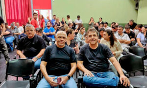 Telefónicos de Rosario convocan a sus delegados tras una masiva jornada de debate