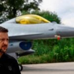 Zelenski echó al jefe de la fuerza aérea ucraniana tras la pérdida de un avión de combate F-16