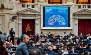 Se aprobó en Diputados el proyecto que declara “servicio esencial” a la educación y será remitido al Senado