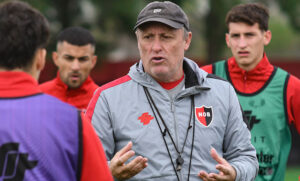 Con Lunari como DT, Newell’s recibe a Tigre en el Coloso