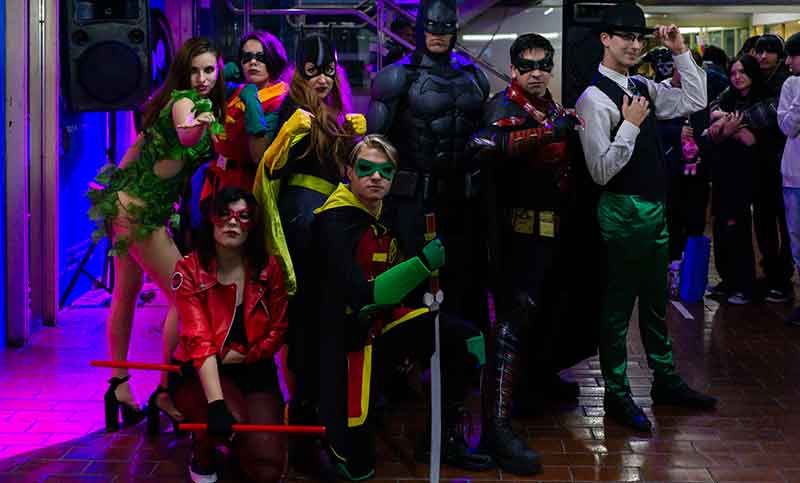 ¡Santos eventos! Rosario festeja los 85 años de Batman