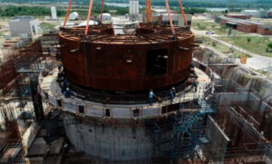 Despidieron a 250 obreros de Atucha y la construcción del reactor nuclear Carem quedó paralizada