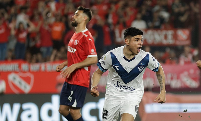 Vélez le ganó a Independiente y clasificó a semis de la Copa Argentina