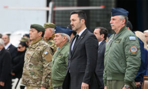 El ministro Petri decretó la compra de armas bajo secreto militar y restringe cada vez más el acceso a la información pública