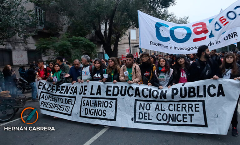 Advierten que los salarios de más del 85% de los docentes están por debajo de la línea de pobreza