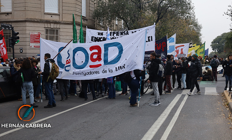 Docentes de la UNR anunciaron una medida de fuerza para el jueves 26 y viernes 27 de septiembre