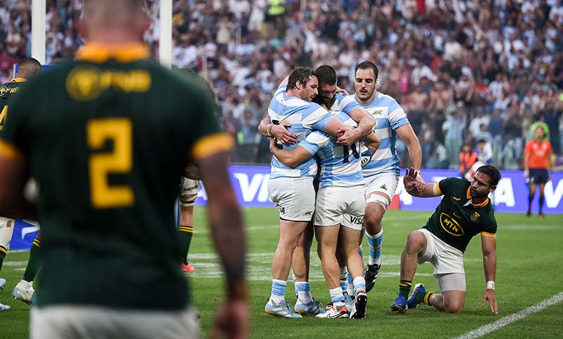 En un partidazo, Los Pumas vencieron a Sudáfrica y sueñan con el título en el Rugby Championship